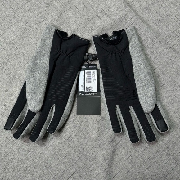 Lululemon Mens City Keeper Winter Gloves Waterproof Tech Fleece Wool Gray NWT - Picture 3 of 6